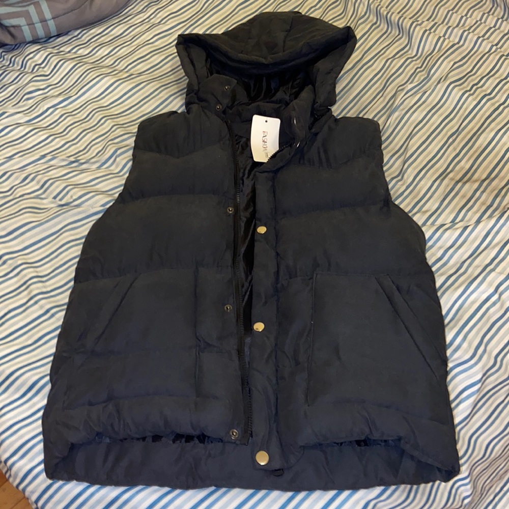 Men's Black Vest - Hooded